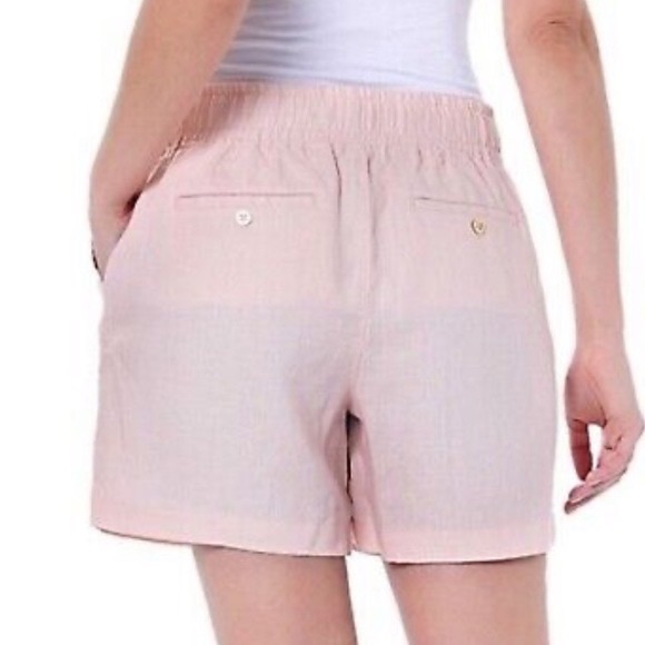 Ellen Tracy • 100% Linen Shorts in Champagne (light salmon pink) - Picture 2 of 8